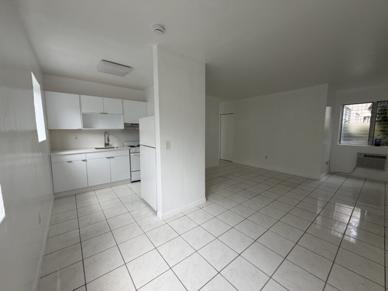 Apt un cuarto Cocina y sala en Coral Gables $1850
