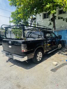 Vendo ford f150 2006 en 2,500 está buena de motor y le funciona su aire