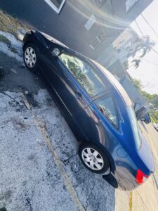 Vendo mi carro Honda coupe 2009 título limpio está excelente de todo tiene 50 mil millas originales único dueño