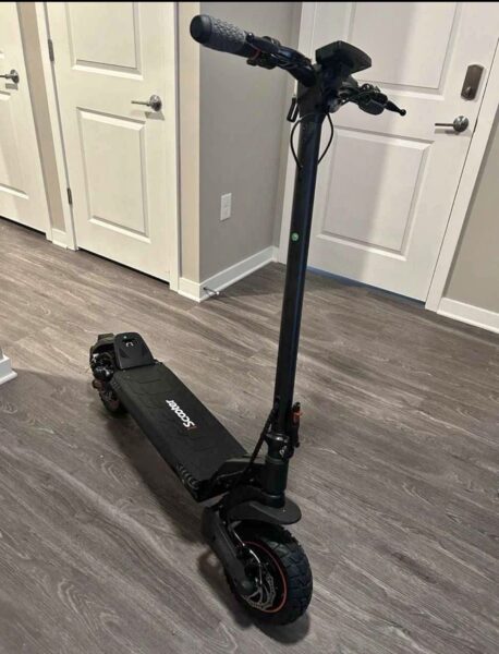 iScooter Ix7 Pro Electric Scooter 2000W Motor, 50Miles Range, Off-Road