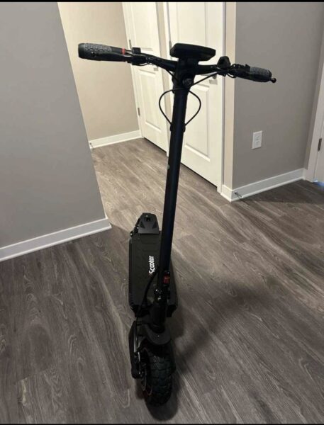 iScooter Ix7 Pro Electric Scooter 2000W Motor, 50Miles Range, Off-Road