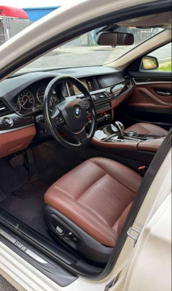  ¡BMW 528i xDrive 2016 en venta!