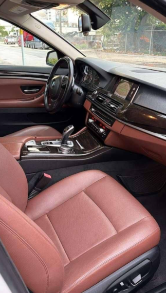  ¡BMW 528i xDrive 2016 en venta!