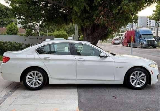 ¡BMW 528i xDrive 2016 en venta!